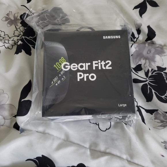 Samsung Gear Fit2 Pro Large - Picture 1 of 8